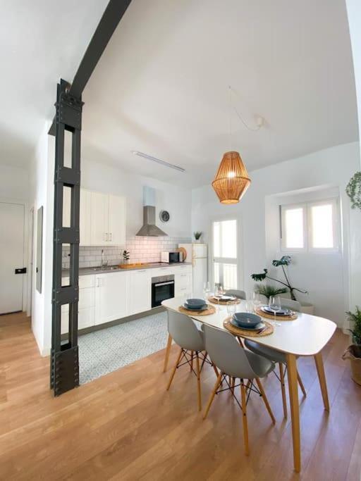Apartamento Bright Flat Rosaleda Málaga Exterior foto